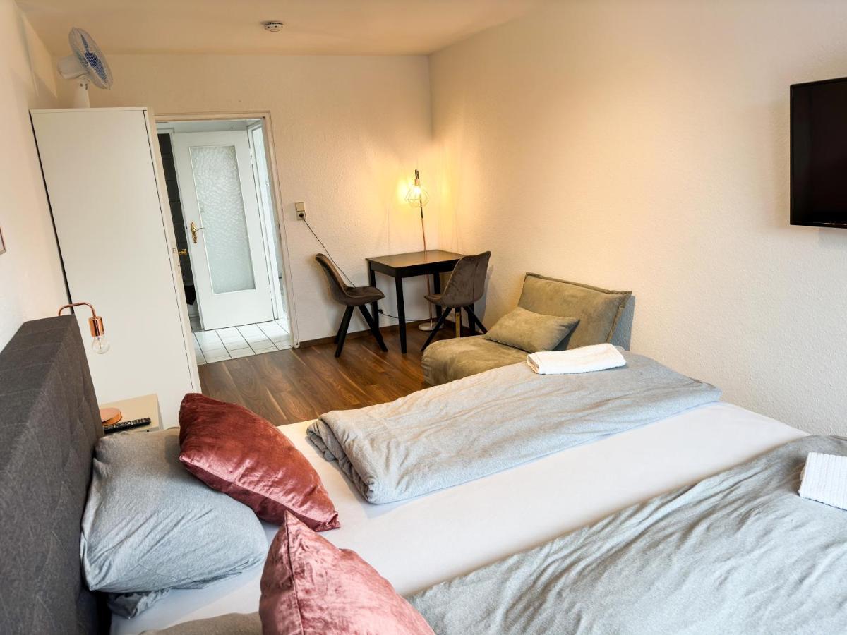 Apartment Fuer 3 Gaeste Kostenlose Parkplaetze Und Lift 汉诺威 外观 照片
